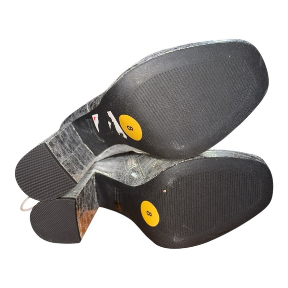 Report Silver Chunky Heeled Boots - Picture 5 of 5